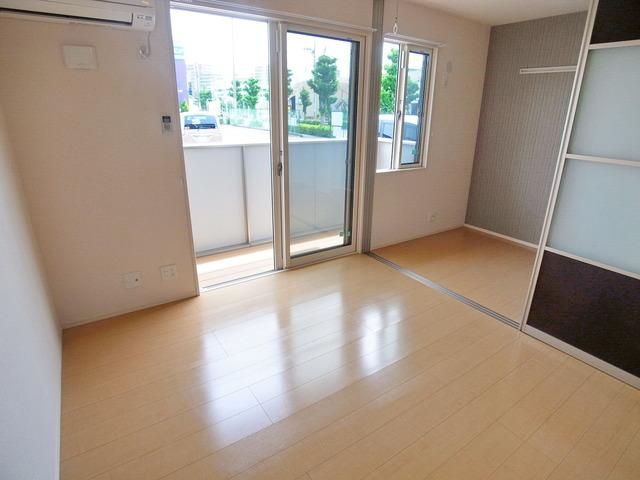 居室・リビング　☆オールフローリング☆