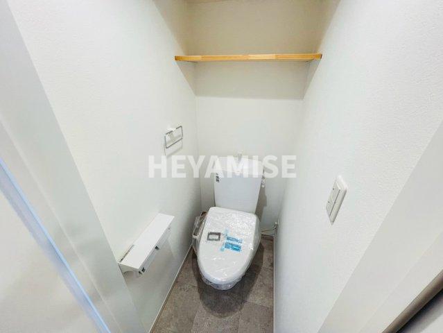 トイレ　※室内画像は別号室のもの