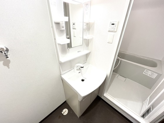 洗面設備　洗髪洗面化粧台