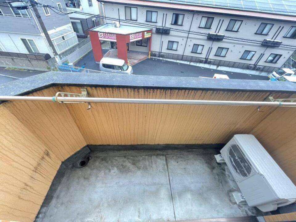 バルコニー　バルコニー