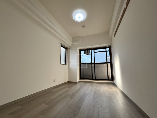 居室・リビング　エステムコート大阪城南　洋室