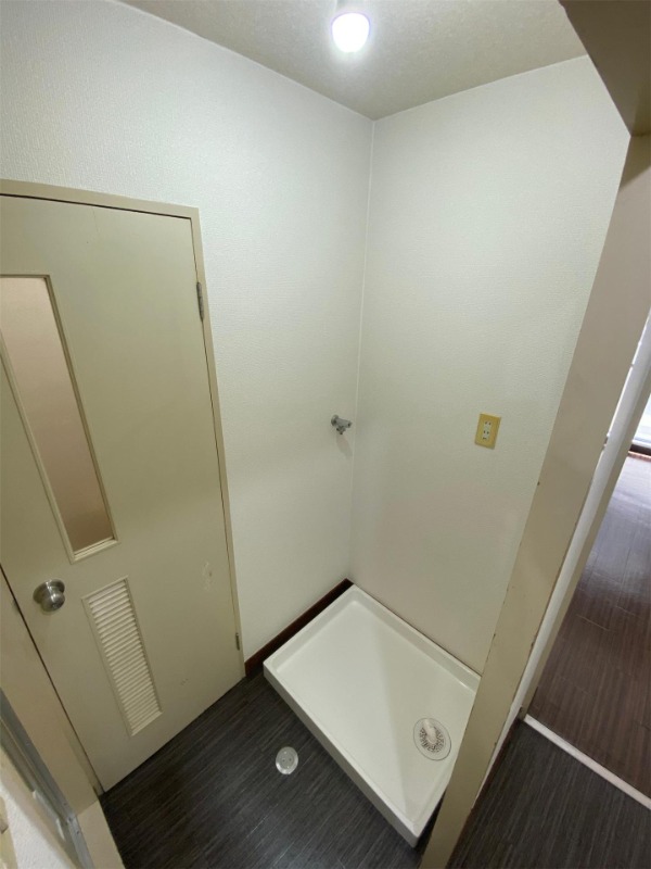 洗面設備　しっかりした洗濯機置き場有