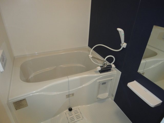 バス・シャワールーム　追い焚き機能付き