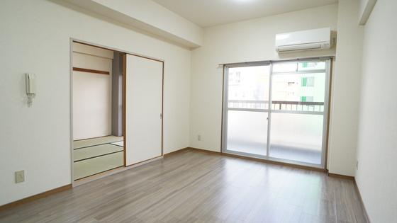 居室・リビング　リビング