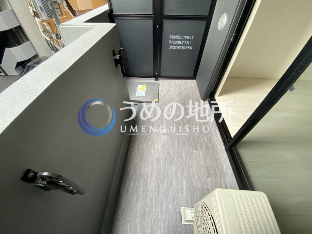 バルコニー　バルコニー