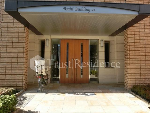 エントランス　エントランス前