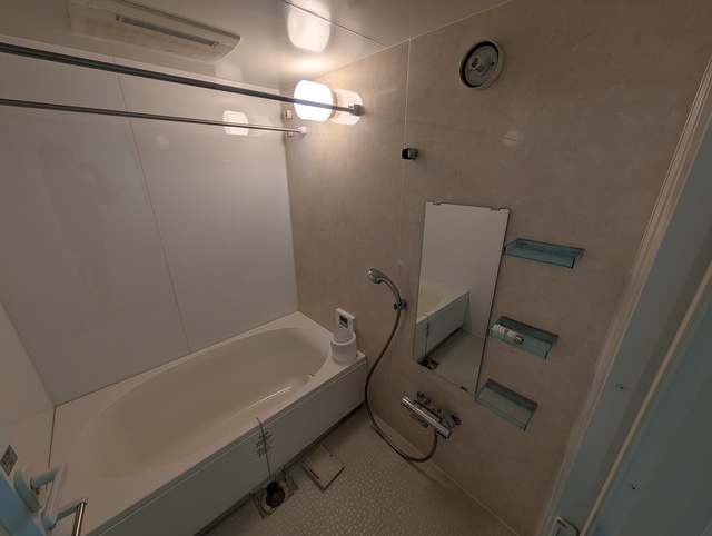 バス・シャワールーム