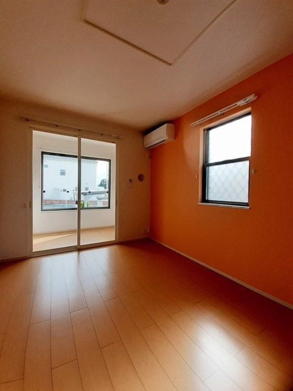 居室・リビング　図面と現状に相違がある場合には現状を優先