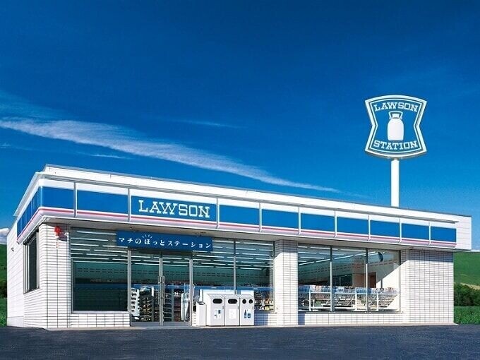 コンビニ　ローソン札幌八軒7条店（コンビニ）まで181m