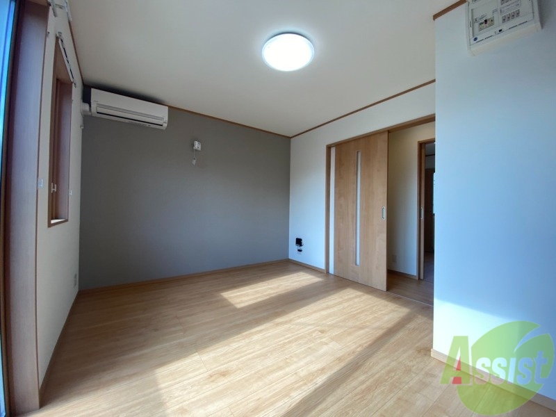 居室・リビング　７．４帖のＤＫになります。伸び伸び出来そうですね。