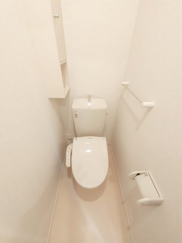 トイレ　トイレもきれいです