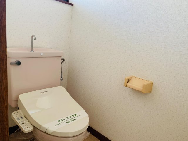トイレ　ウォシュレット付、清潔感あります