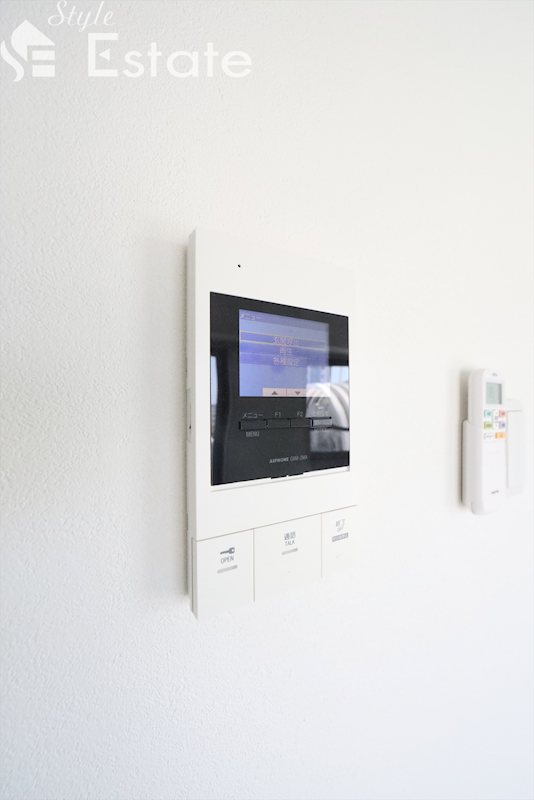 セキュリティ　モニター付きインターホン