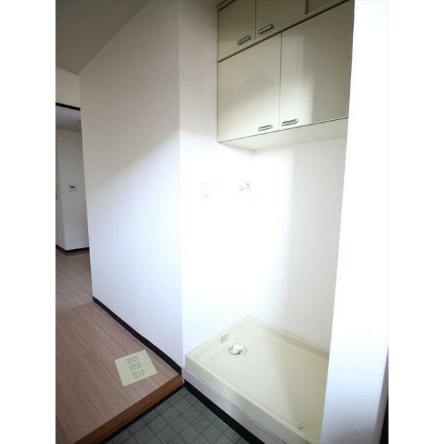 その他　現況優先　室内洗濯機置場です♪