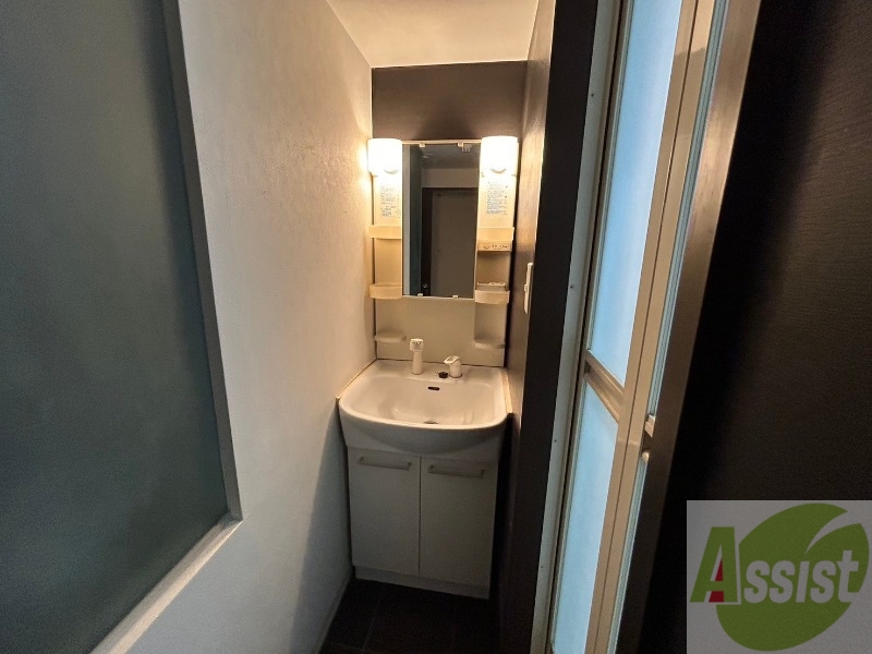 洗面設備　シャンプードレッサーで身支度もラクラクです！