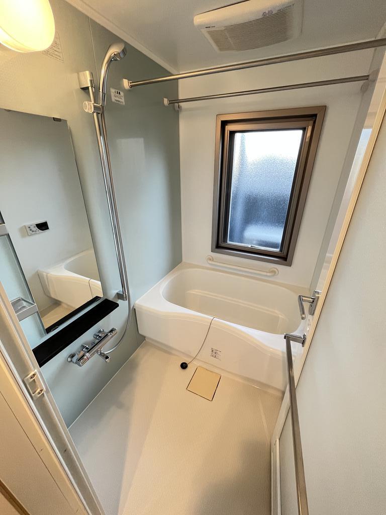 バス・シャワールーム　別部屋参考写真