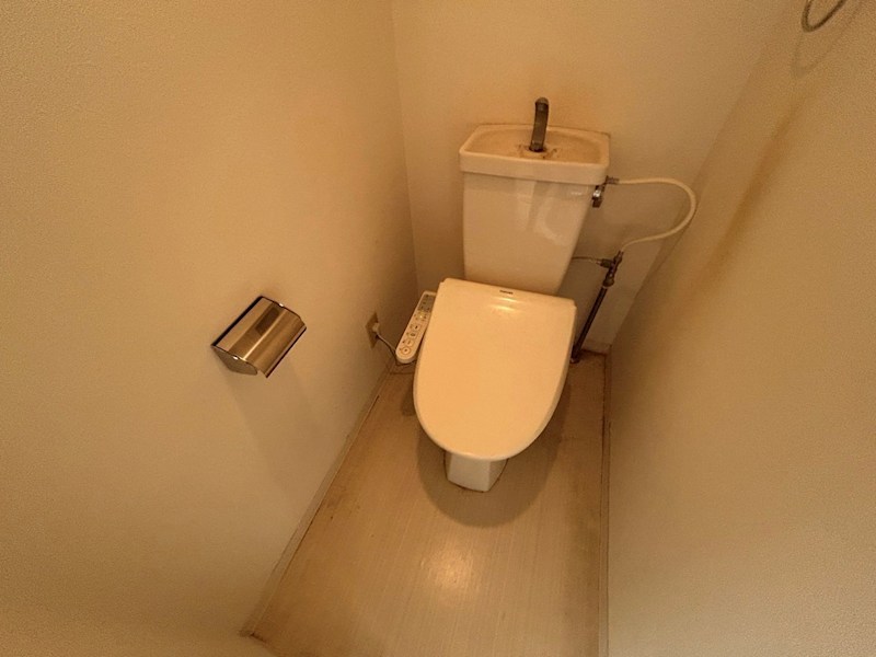 YKハイツ大久保のトイレ写真