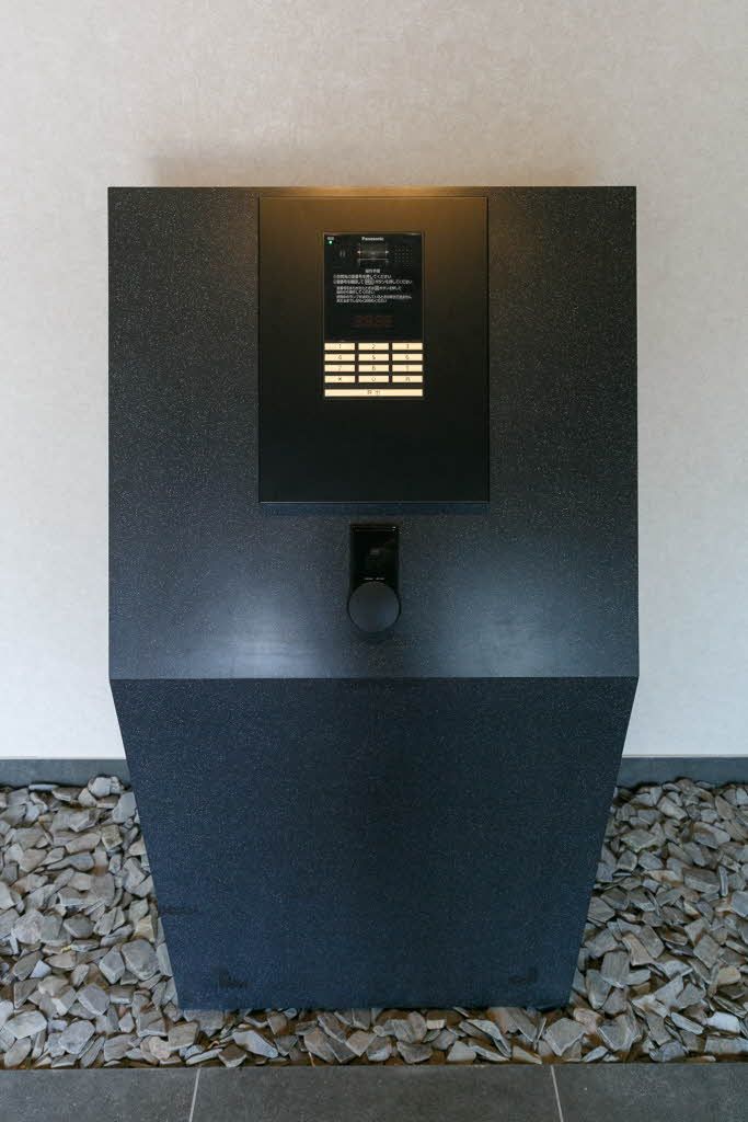 セキュリティ　モニター付きインターホン