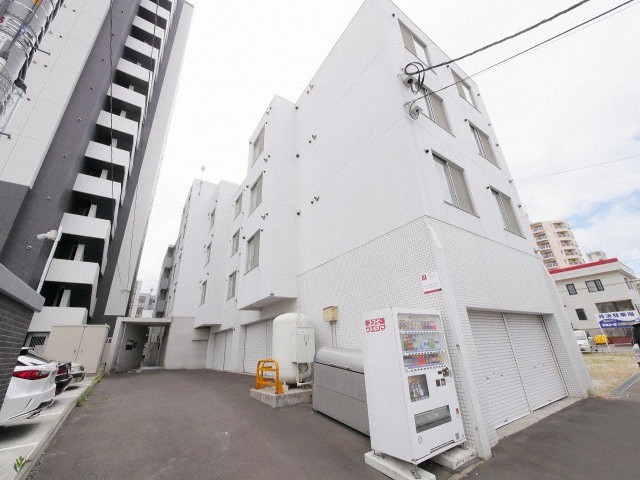 建物外観　☆地下鉄東西線南郷7丁目駅まで徒歩7分!