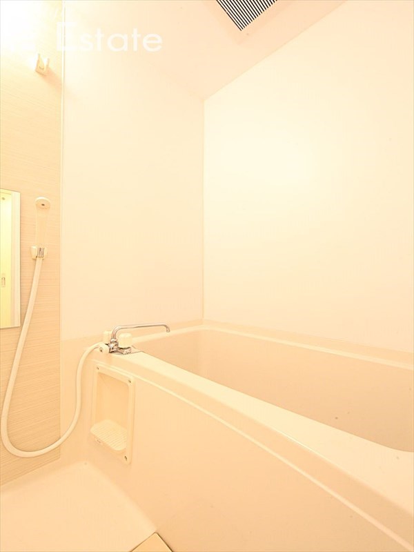 バス・シャワールーム　バスルーム