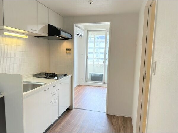 キッチン　初期費用分割可★ご希望の場所まで無料送迎サービス付♪