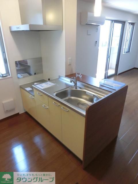 キッチン　お問合せはタウンハウジングまで！※現地待合わせ相談可能