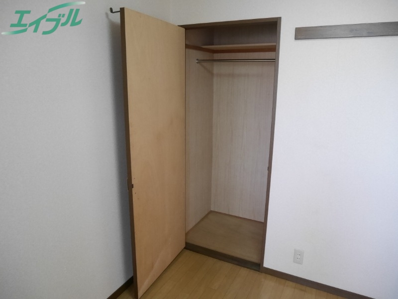 収納　別部屋参考写真です。