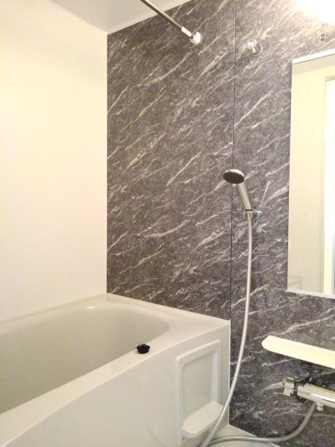 バス・シャワールーム　★044-299-8985までお気軽にお電話下さい♪