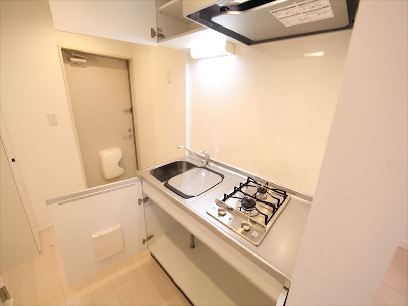 キッチン　システムキッチン（ガス2口コンロ付）　同仕様写真