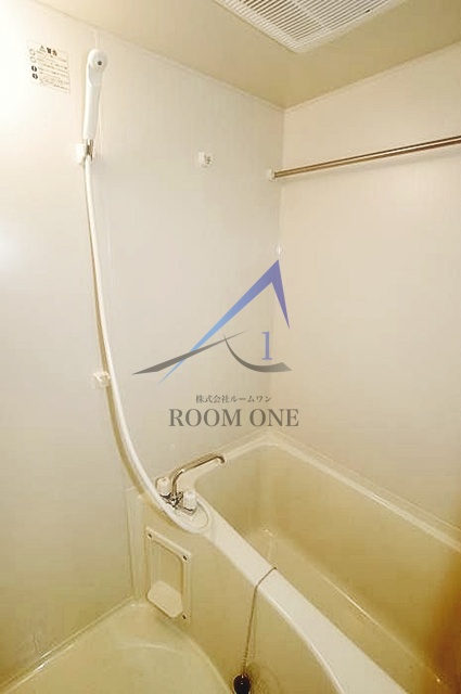 バス・シャワールーム　お風呂です。
