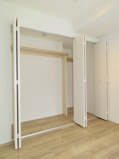 収納　衣類の収納に便利なクローゼットが付いています！
