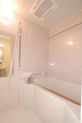 バス・シャワールーム　バス