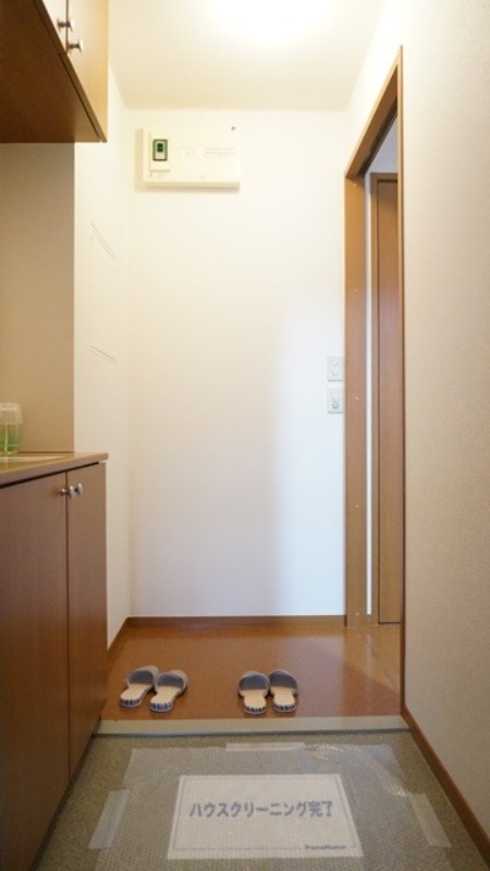 玄関　図面と現状に相違がある場合には現状を優先