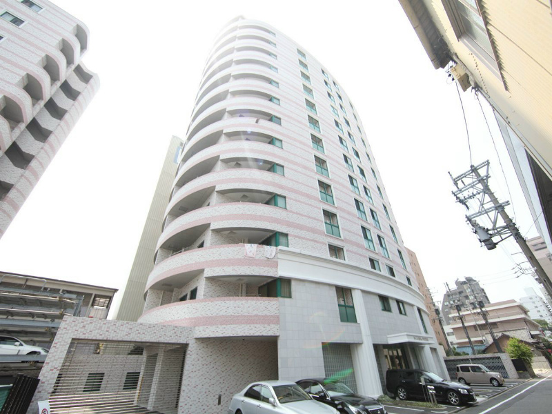 建物外観　外観　オートロック付　宅配ＢＯＸ付　防犯カメラ付