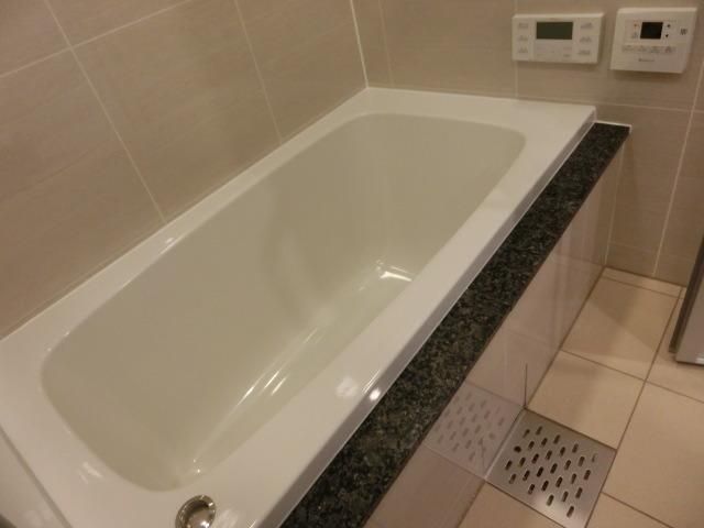 バス・シャワールーム　バスルーム