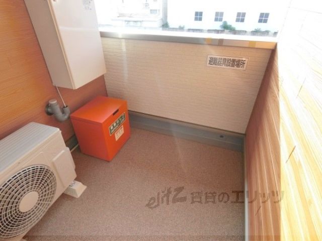 バルコニー　ベランダ