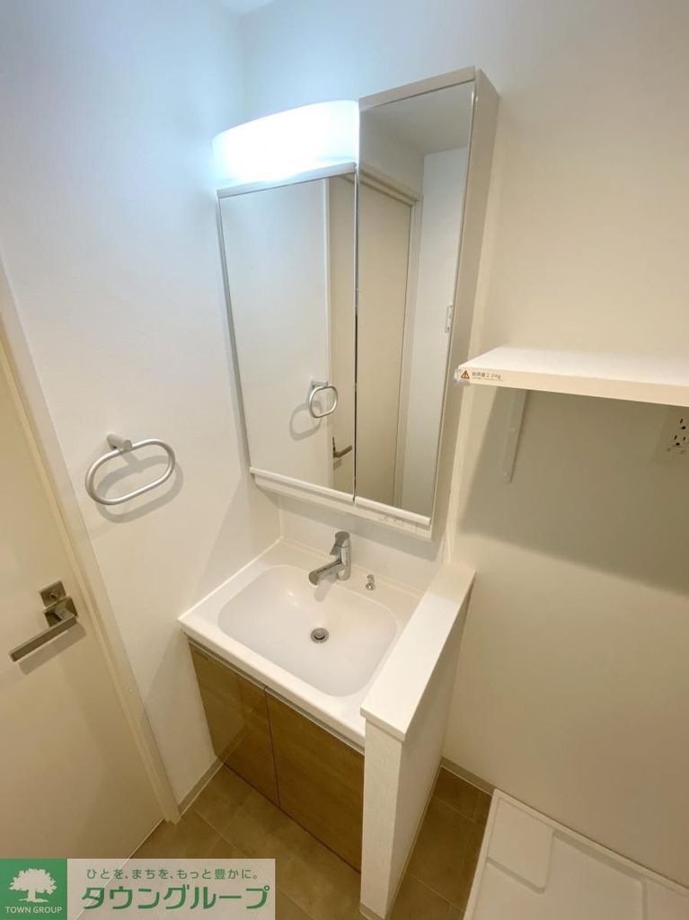 洗面設備　★★身支度便利な独立洗面台★★