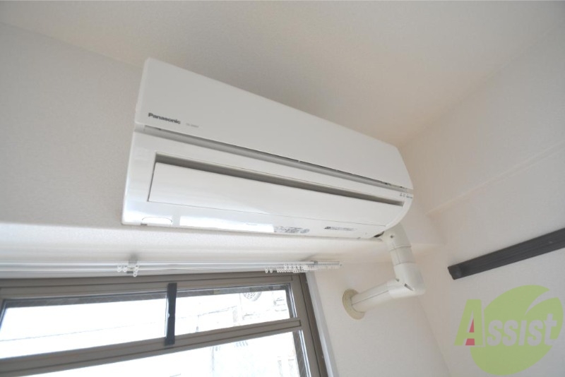 その他設備　室内洗濯置き場で洗濯機も痛みません