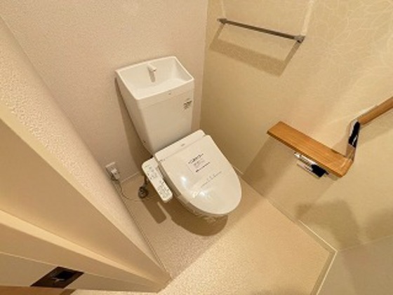 トイレ　※別部屋の写真です