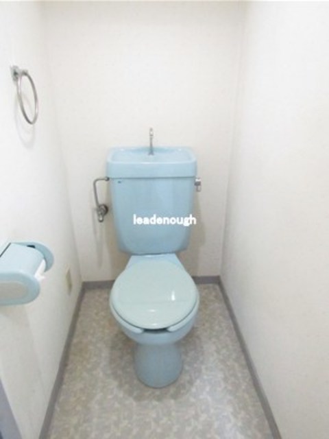 鶴見緑地ハイツ弐番館のトイレ写真