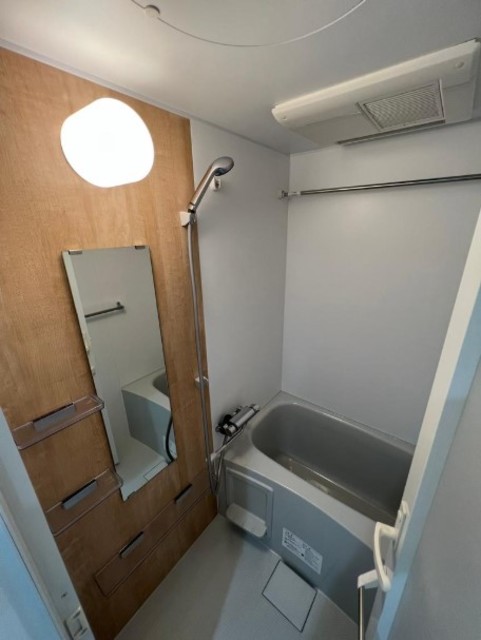 バス・シャワールーム　バスルーム