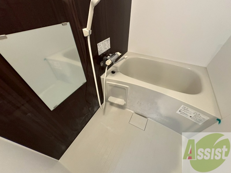 バス・シャワールーム　疲れを癒すには湯船でゆっくりするのが良いですよ。