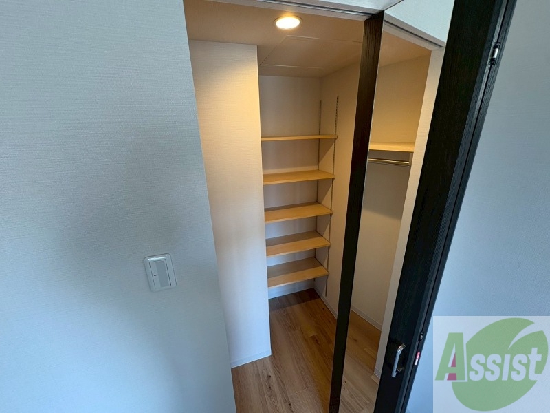 収納　幅が広くたっぷり収納できるクローゼットです！