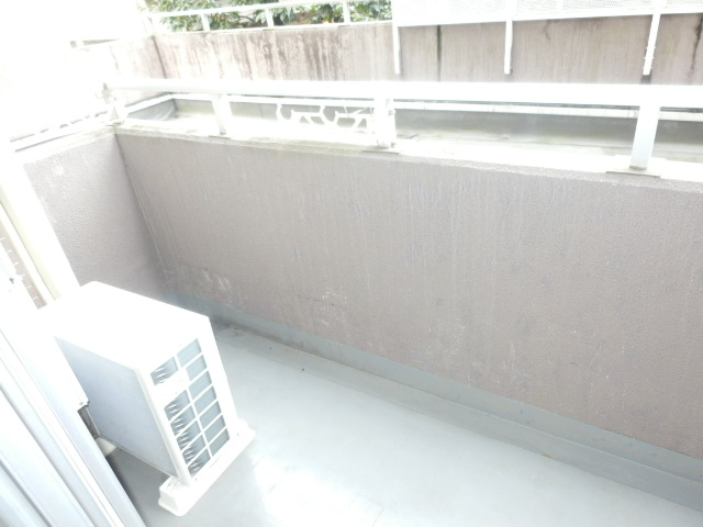 バルコニー　同物件内参考画像