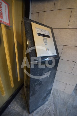 セキュリティ　プレサンス難波インフィニティ　オートロック