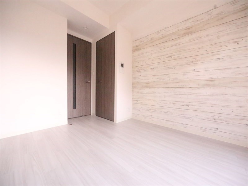 居室・リビング　洋室6.4帖　クローゼット付（収納充実してます）