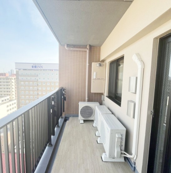 バルコニー　陽当たり良好なバルコニーです