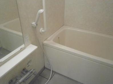 バス・シャワールーム　☆ゆっくりくつろげるお風呂☆