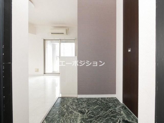 玄関　トゥリオーニEBISU