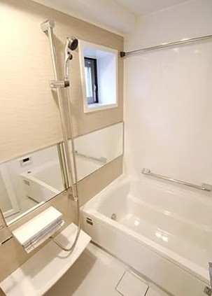 バス・シャワールーム　お風呂で日々の疲れを落としましょう